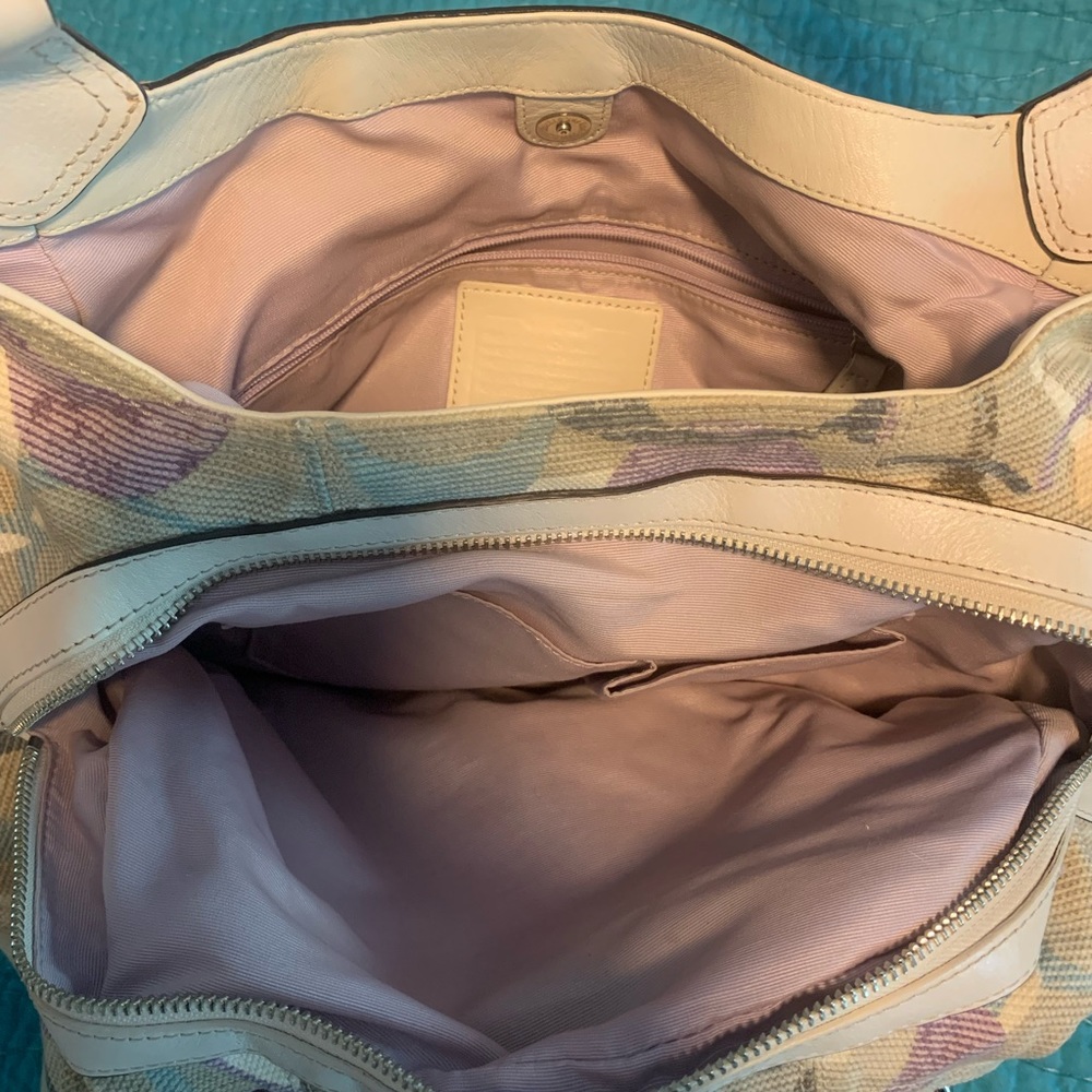 Coach summer handbag. Gently used. - Picture 2 of 4